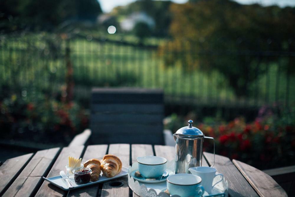 The Brown Horse Inn Winster  Exterior foto